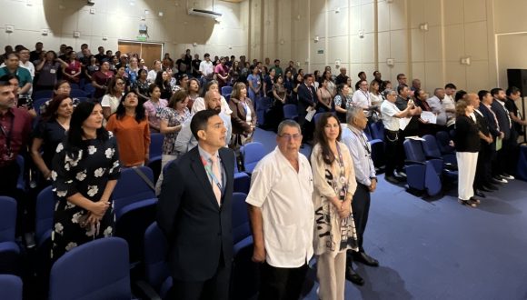 Con ceremonia auxiliares del Hospital de Arica y del Servicio de Salud  celebraron su día